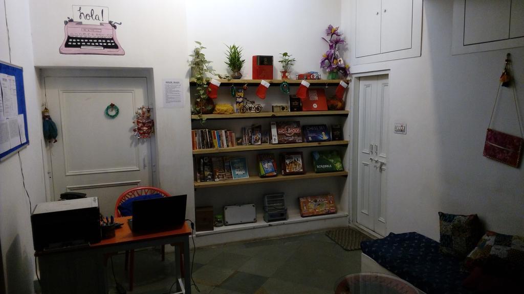 Doodle Rack Hostel Jaipur Bagian luar foto