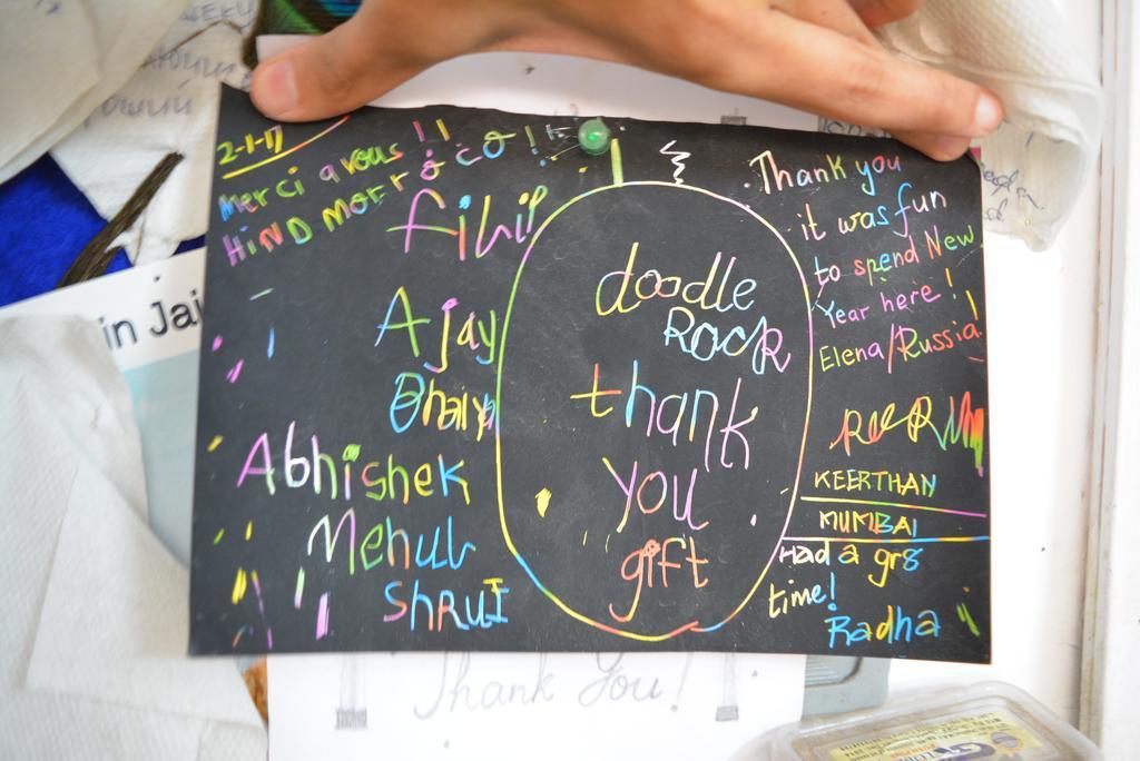 Doodle Rack Hostel Jaipur Bagian luar foto