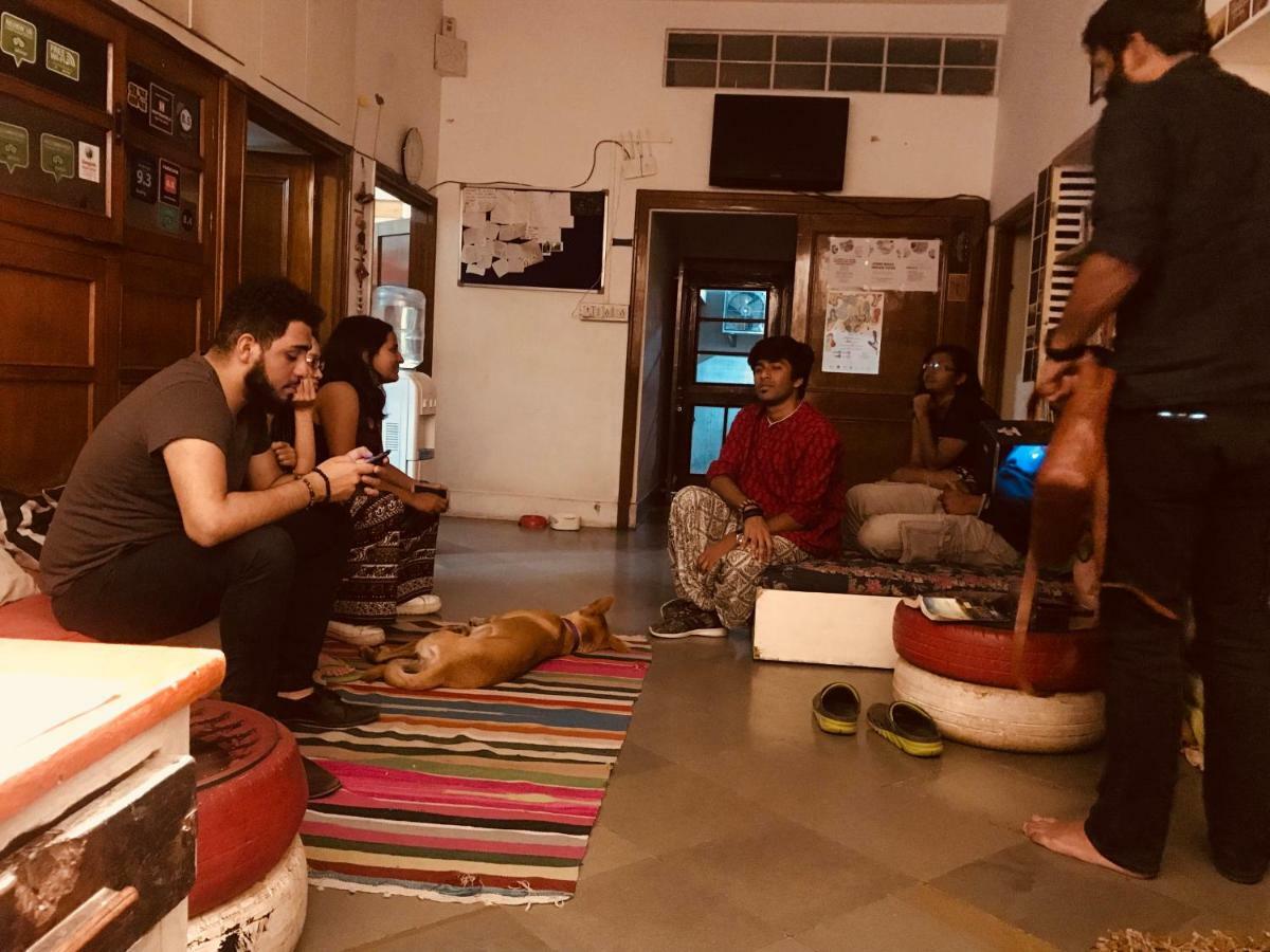 Doodle Rack Hostel Jaipur Bagian luar foto